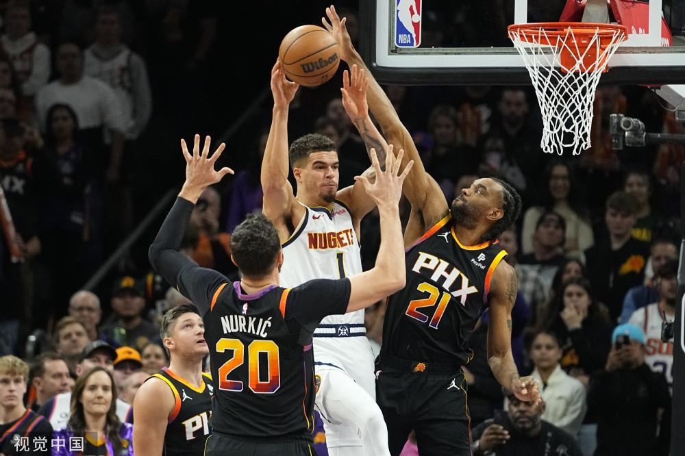 展现无遗 展现无遗