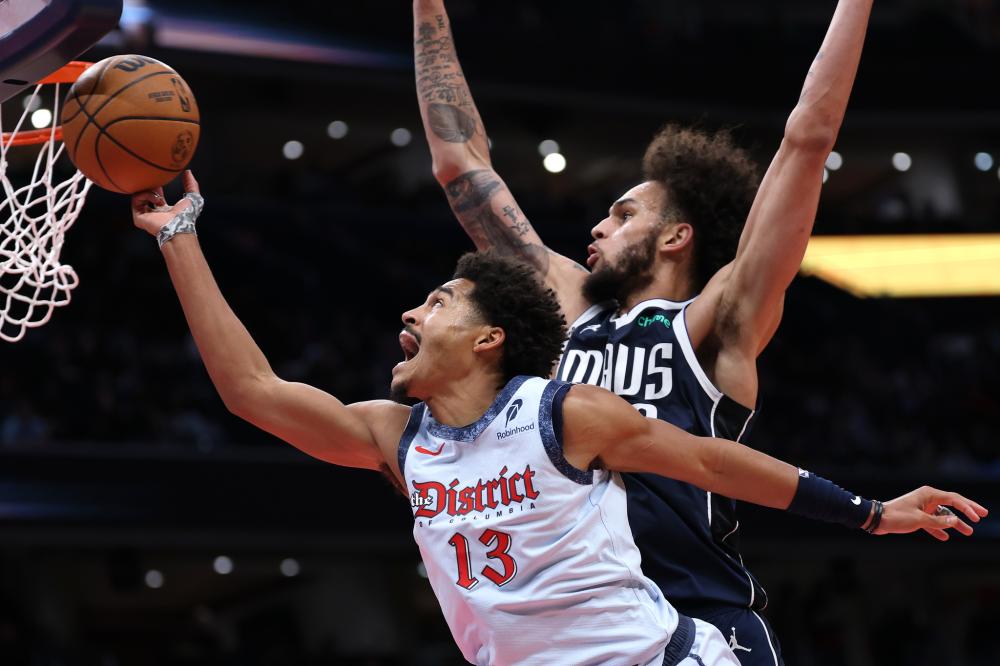 等年轻选手 等年轻选手