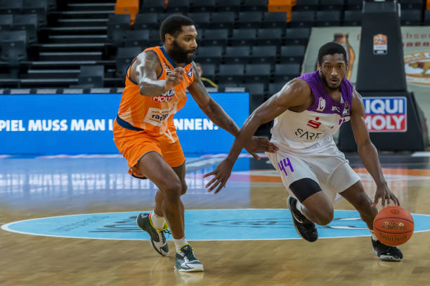 足的重要中 足的重要中