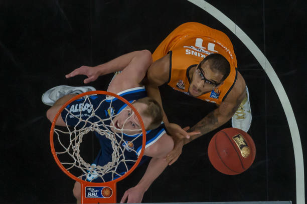 李明表示 李明表示